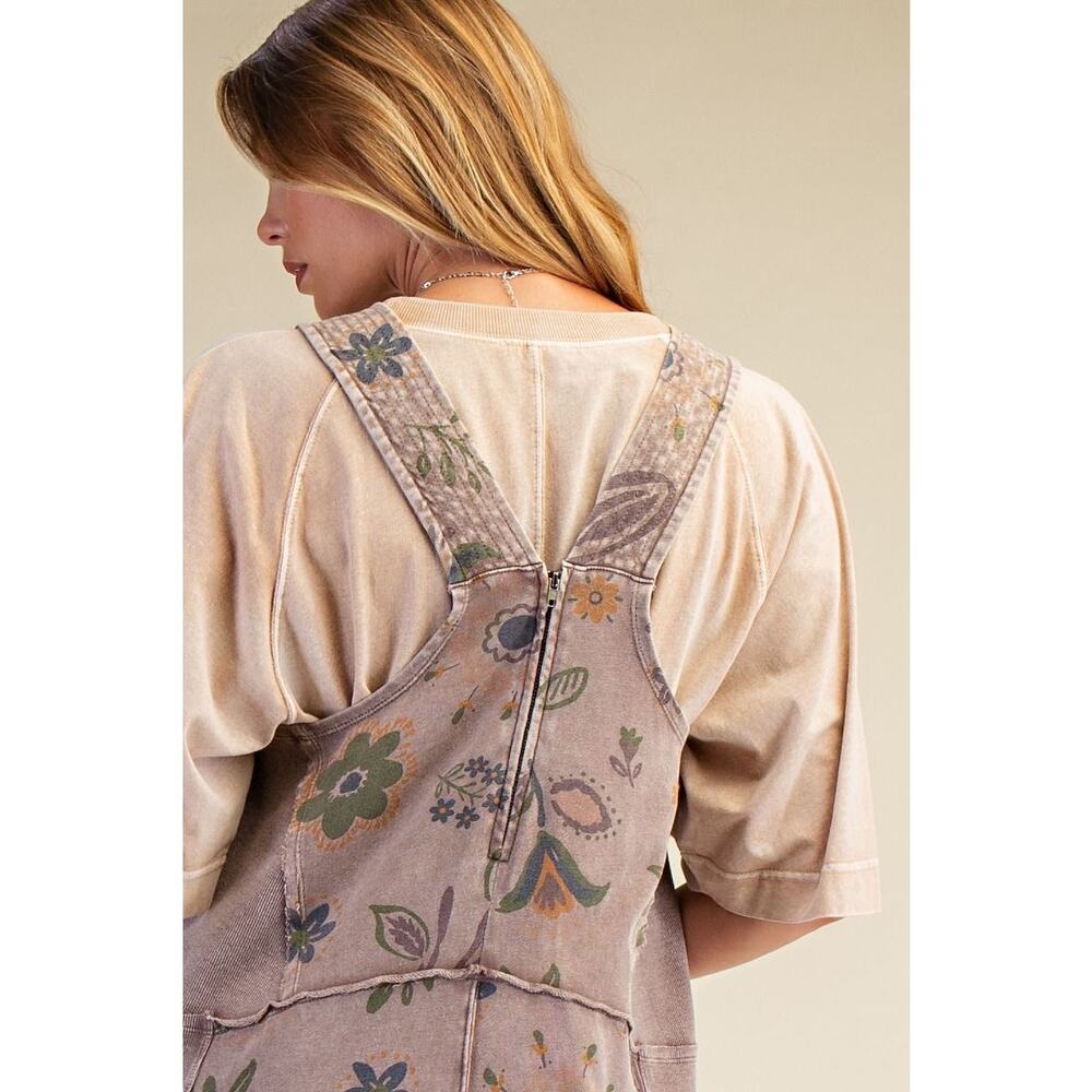 EASEL SIGNATURE PRINTED SOFT WASHED TERRY JUMPSUIT - Picture 6 of 6